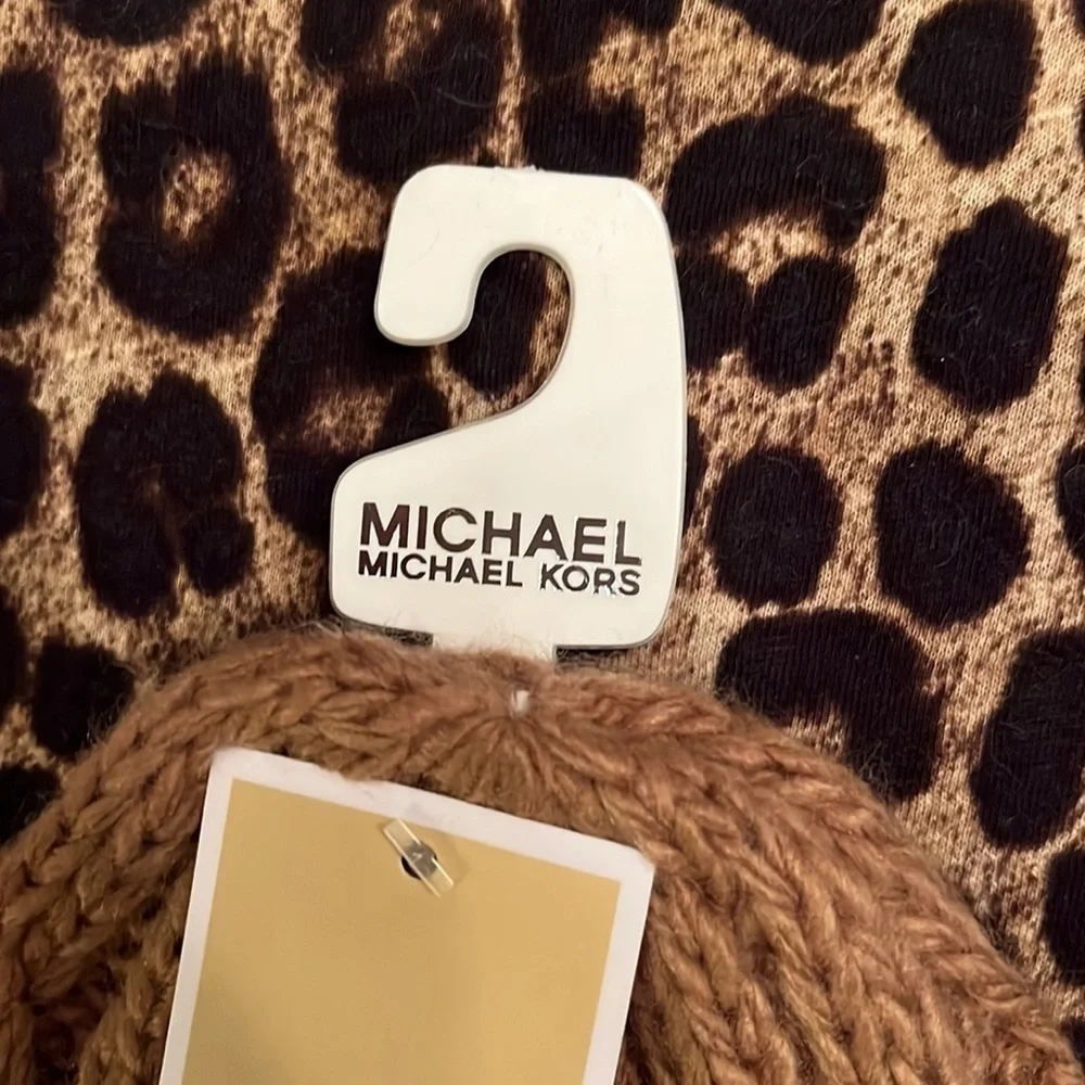 Brand New Michael Kors Cable Knit Winter Beanie Hat w/ Rib Brim Bill Camel